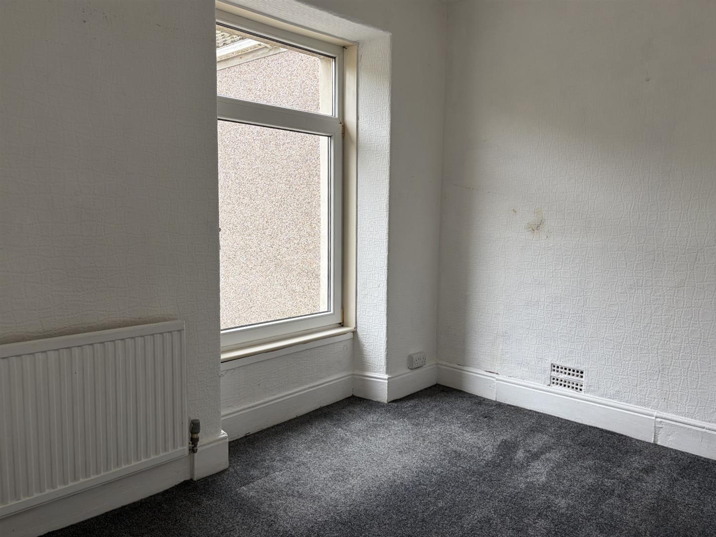 Raby Street, Llanelli, SA15 3EY